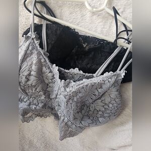 Bundle/Lot of  2 Duufin Bras, Women's Small Black & Gray Duufin Lace Bralettes